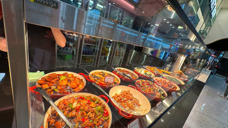 Choosing the Right Cossiga Containers for Hot Food Displays
