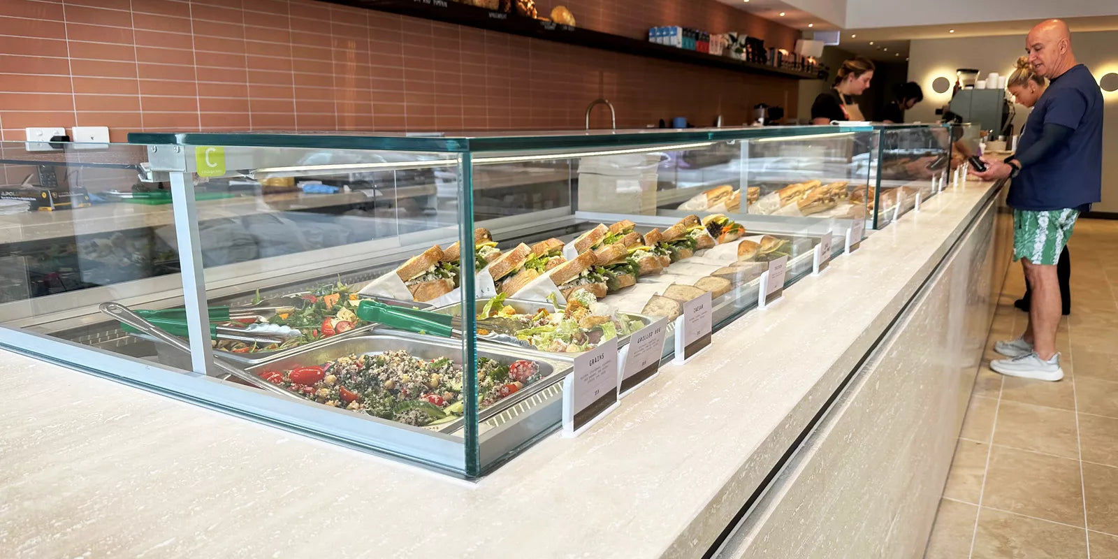Cossiga low and sleek one-tier LP PLUS refrigerated cabinets